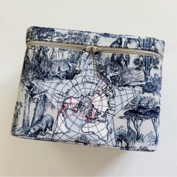 Dior Handbags - BRAND NEW Dior Beauty “Around the World” Vanity Bag